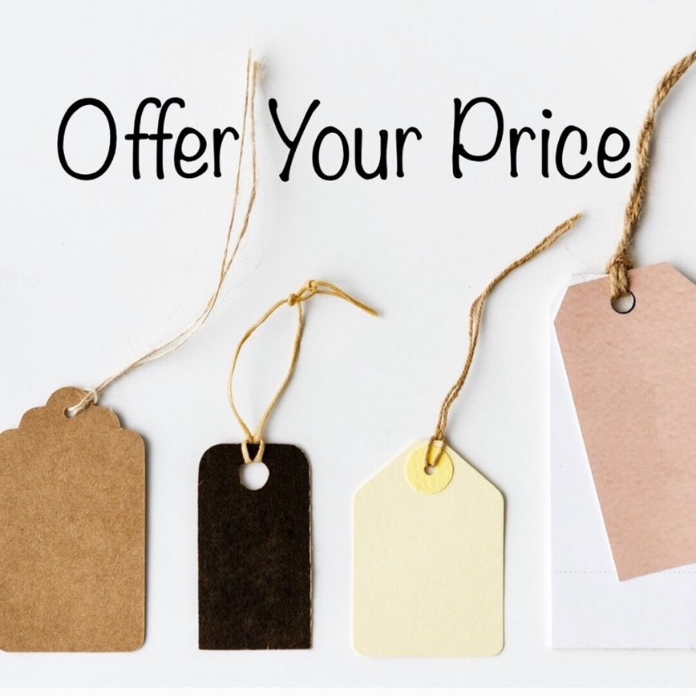 My prices are NEGOTIABLE. 💓